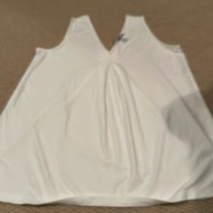 Tommy Bahama box pleat tank top